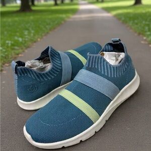 Slip-On Knit Women's Sneakers in Teal with Lime Accent